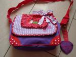 Eine Tasche fr die Schule