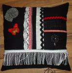 Goth-Kissen