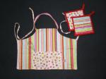 Wende-Kinderschrze + Topflappen