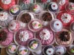 Muffins und Pralinen