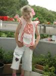 7/8 Bleich- Hose mit passender Bluse am Modell