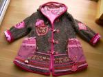 Zotteljacke mit Kaffee-Kanne