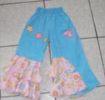 die Hose von hinten...