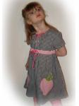 strawberry meets vichy in black